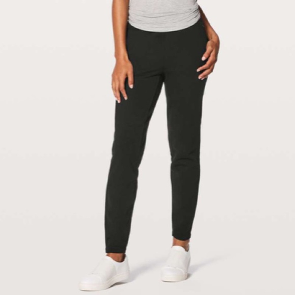 Lululemon Free To Roam Jogger Pant 30” Size 6 Stretch French Terry